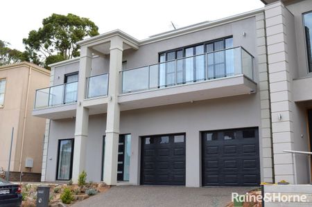 Modern Rooming House - 2 Rooms Available Now - Photo 3