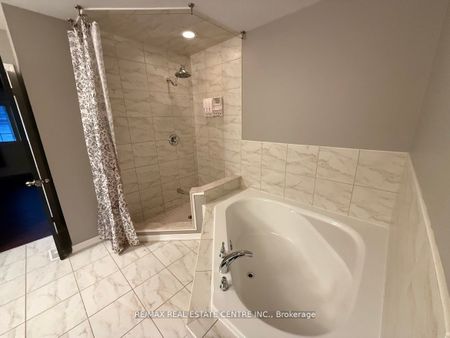 For Lease - 4744 Simpson Drive, Burlington, Ontario - Photo 2