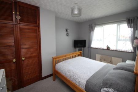 65 Broadlands, Carrickfergus, BT38 7BL - Photo 3