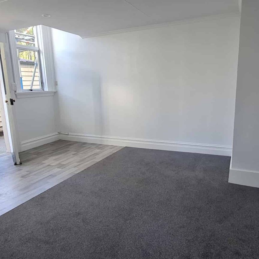 *Recently Renovated In Highfield* - Photo 1