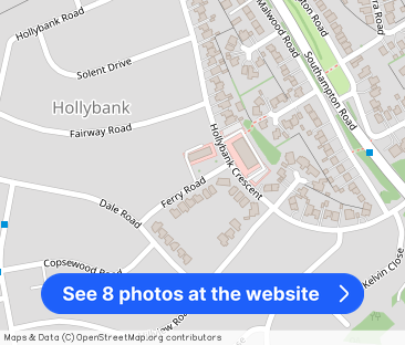 Southampton - Photo 1