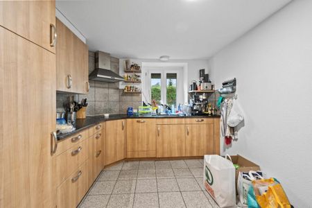Grosszügige 4.5-Zimmer-Gartenwohnung mit über 100 m² Gartenfläche! - Foto 4