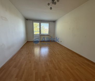 Aktuálne ! Veľkometrážny 2-izbový byt s balkónom v centre mesta do ... – Fotografia 5