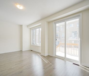 For Lease - 22 Thomas Hope Lane, Markham, Ontario - Photo 3