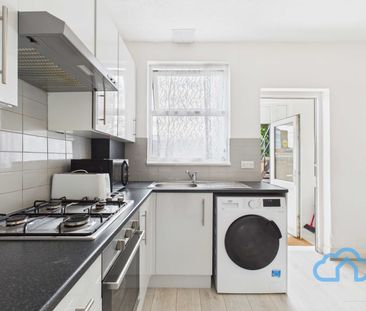 RM3 Regal Court | Enfield | London | N18 2XU - Photo 2
