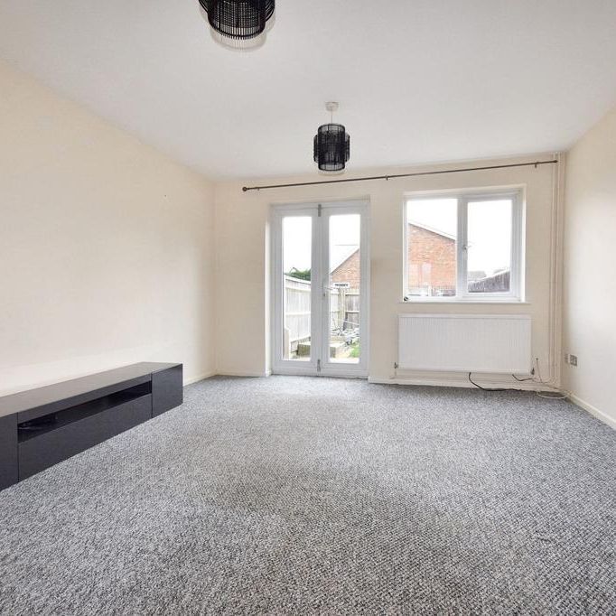 2 bedroom terraced house to rent - Photo 1