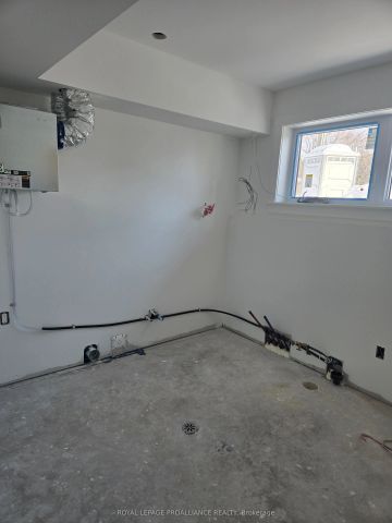 92 Lywood Street #3 - Photo 2