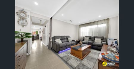 🏡 Modern Living in a Prime Craigieburn Location! - Photo 4