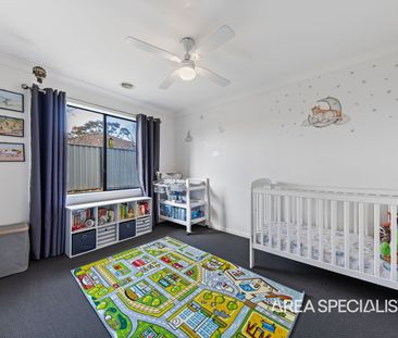 14 Eyre Place, Pakenham VIC 3810 - House For Rent | Domain - Photo 6
