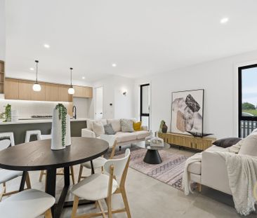 Fresh, Modern & Made for Family Living in Werrington - Photo 3