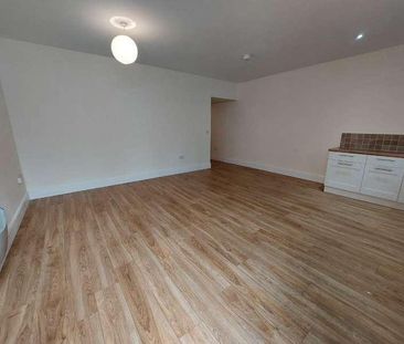 Westminster Place, Crewe, CW2 - Photo 2