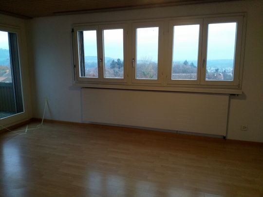 Gemütliche Dachwohnung zu vermieten - Photo 1