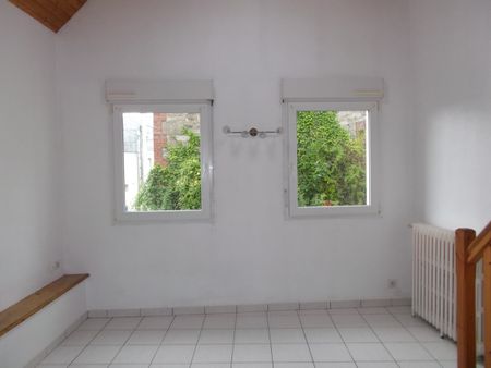 Location Appartement 2 pièces 39m² LANNION 22300 - Photo 2