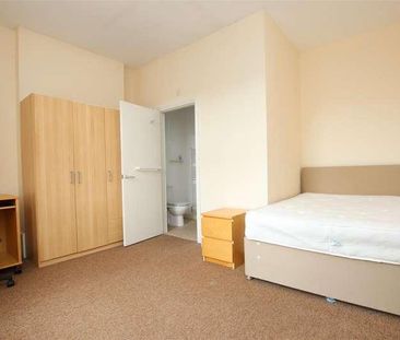 Seven Stars, Lower Bristol Road, Bath, BA2 - Photo 3