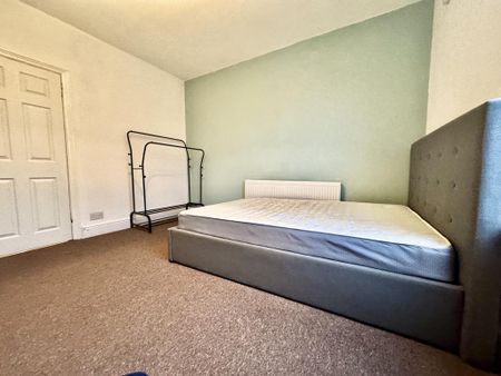 2 bedroom terraced house to rent - Photo 3