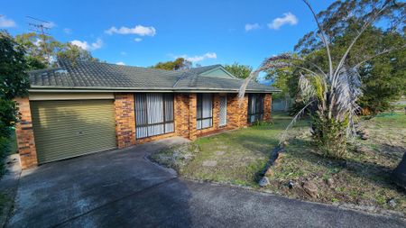 35 YACHTSMAN CRESCENT, Salamander Bay NSW 2317 - House For Rent | Domain - Photo 5