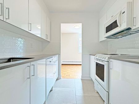 For Lease - 490 Eglinton Avenue Unit# 404, Toronto, Ontario - Photo 5