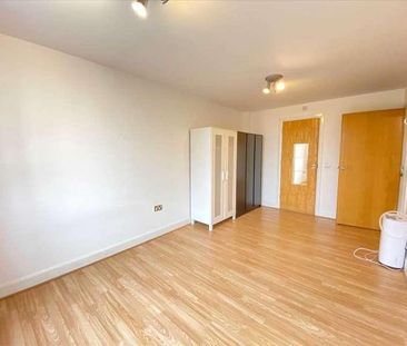 Mercury House, Heathcroft, Ealing, W5 - Photo 3