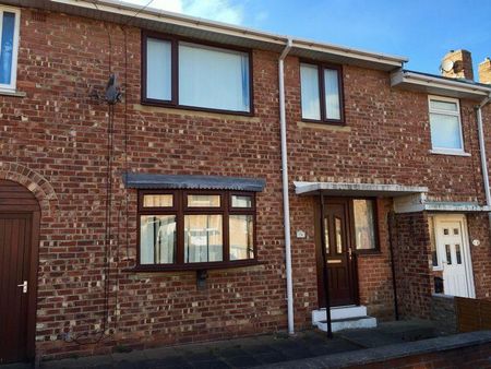 2 bedroom terraced house to rent - Photo 2