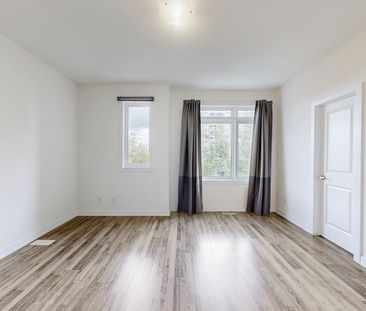 For Lease - 370 Red Maple Road Unit# 112, Richmond Hill, Ontario - Photo 3