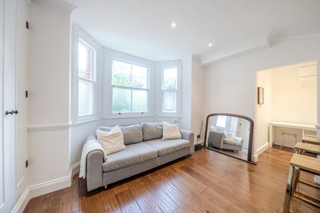 Knatchbull Road, London, SE5 - Photo 2