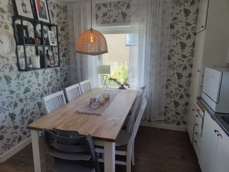 Källstorpsvägen, Trollhättan - Photo 3