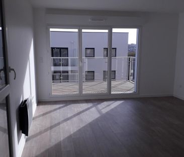 Location Appartement T3 Neuf à Laval - Photo 2