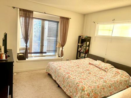 For Lease - 142 Salterton Circle, Vaughan, Ontario - Photo 5