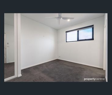 A Fantastic Combination of Space, Style, Views and Convenience - Photo 4