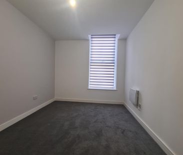 Bradshawgate, Leigh, Wigan, Wigan WN7, London - Photo 4
