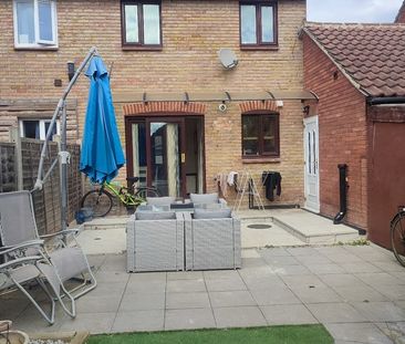 Room in a Shared House, Fulmer Road, E16 - Photo 1
