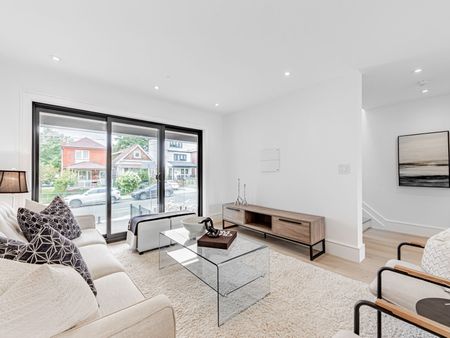 For Lease - 379 Winona Drive, Toronto, Ontario - Photo 4