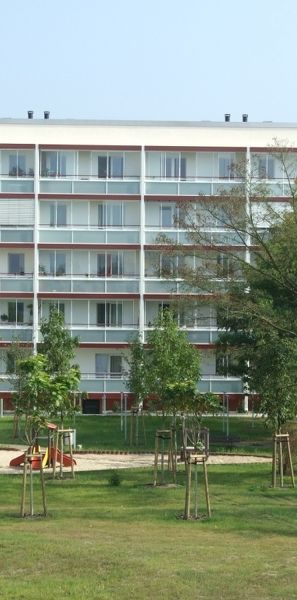 3 Raum-Wohnung mit verglastem Balkon und Aufzug - Photo 2