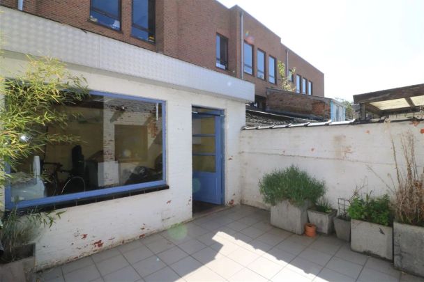 Stadswoning met 3 slpk., toffe keuken en binnenplaats te Kessel-Lo - Photo 1