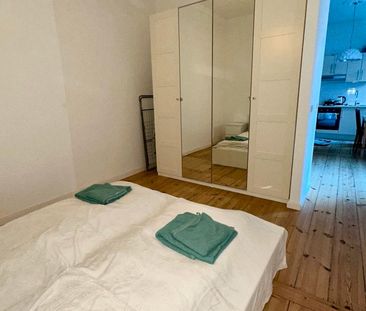 1,5-Zi-Wohnung in WEDDING, vollmöbliert, MINDESTENS FÜR 6 Mon - Photo 1