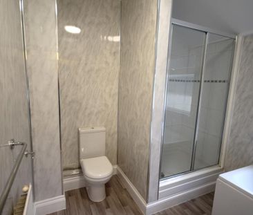 1 bedroom in a house share to rent - Photo 6