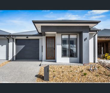 16 Brindabella Crescent, Donnybrook, Vic 3064 - Photo 2