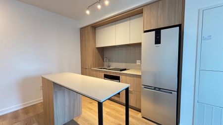 For Lease - 395 Square One Drive Unit# 1606, Mississauga, Ontario - Photo 4