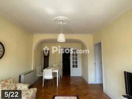 Piso en alquiler en Zona Praza de Barcelos - Photo 2