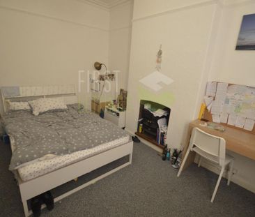 4 bedroom terraced house to rent - Photo 2