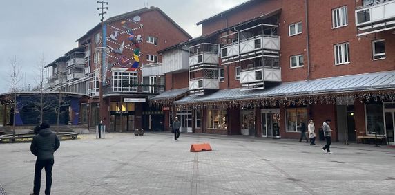 Sjödalstorget, Huddinge - Photo 2