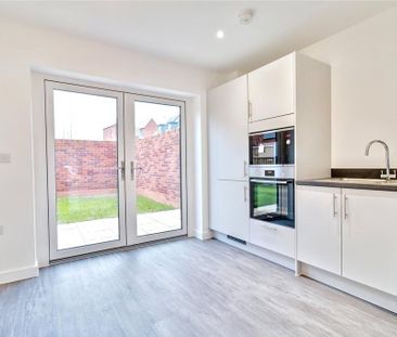 3 bedroom semi-detached house to rent - Photo 1