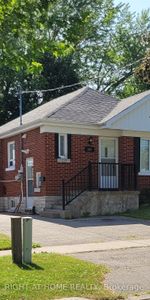 For Lease - 202 Cadillac Avenue Unit# Lower, Oshawa, Ontario - Photo 3