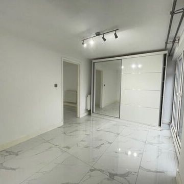 Avon Square, Hemel Hempstead - Photo 1