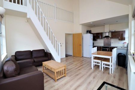 3 bedroom apartment to rent - Photo 2