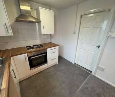 Acaster Drive, Low Moor, Bradford, BD12 - Photo 6