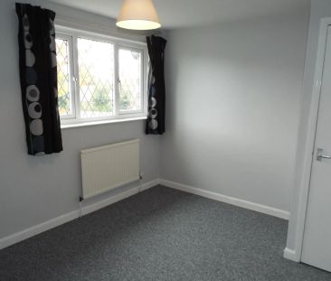 Sherwood Close, Mansfield, NG18 - Photo 3