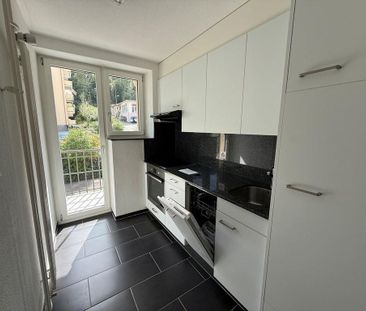 Attraktive 3- Zimmerwohnung im 1. OG an ruhiger Lage in Luzern - Foto 4