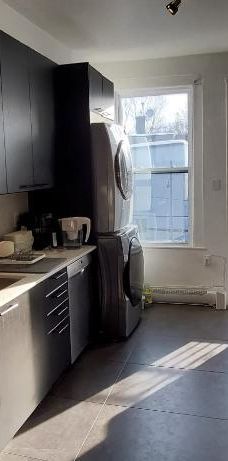 Cession de bail – Grand 3 chambres – Plateau-Mont-Royal REDUCED!!! - Photo 1