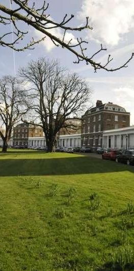 The Paragon, Blackheath, SE3 - Photo 1